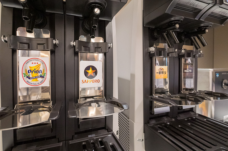 ビールサーバーでは「オリオンビール」を提供。ほかは「サッポロ 黒ラベル」「キリン 一番搾り」「サントリー ザ・モルツ」