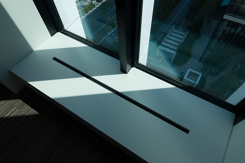 窓の外にはベイブリッジなども望める