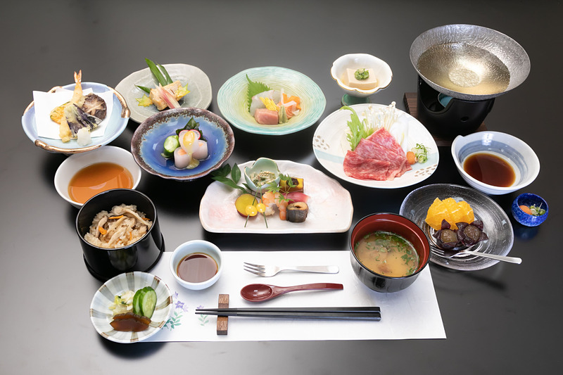 夕食「特別門前懐石」イメージ