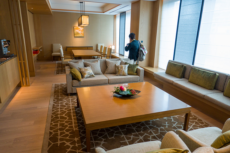 「アンバサダースイート」。137m<sup>2</sup>で、宿泊料金は40万円（1泊1室2名）