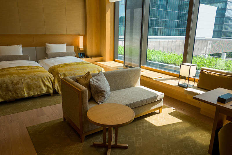 「ヘリテージルーム」。広さは53～63m<sup>2</sup>で、宿泊料金は10万円～11万円（1泊1室2名）