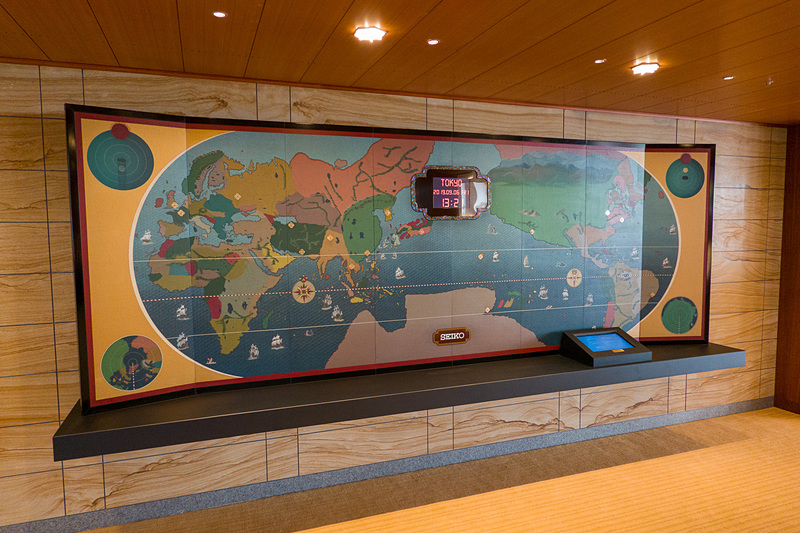 存在感のあった世界時計も変わらず設置されている