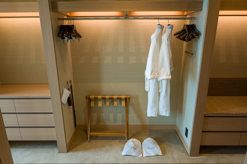 クローゼットと収納スペース