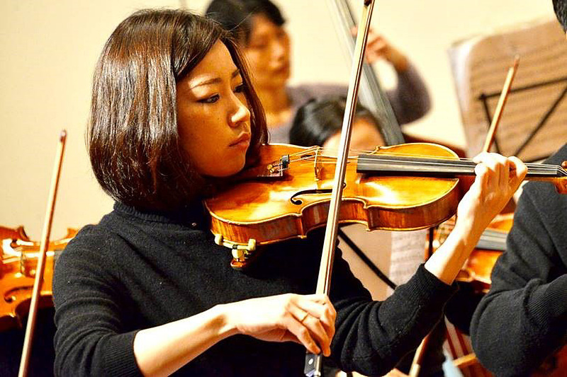 小林愛奈さん。9月12日18時、19時30分、21時と、15日19時、20時、21時に出演