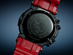 カシオ、南極調査ROVとコラボした「G-SHOCK FROGMAN GWF
