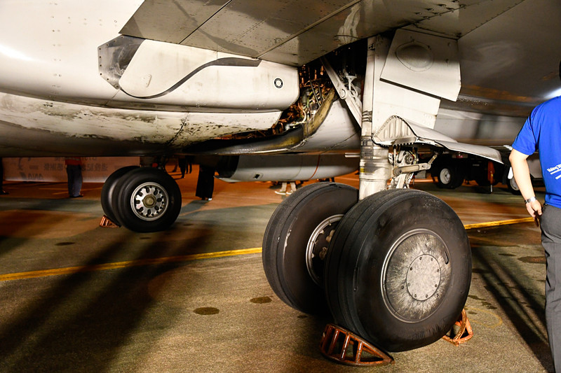 歴史を感じさせる主脚（メインギア）