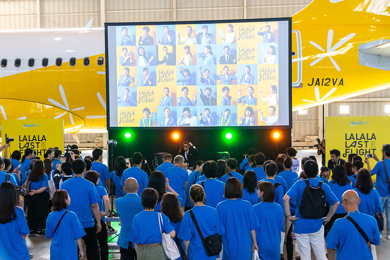 Facebook公式アカウントではライブ配信も