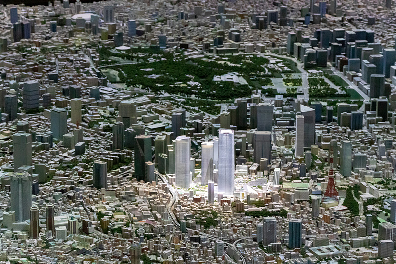 歴史のある東京タワーから新しい東京スカイツリーまで、見事に再現されている。羽田空港の国際線ターミナルも見つけることができた