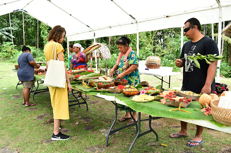 ランチ付きツアーに参加