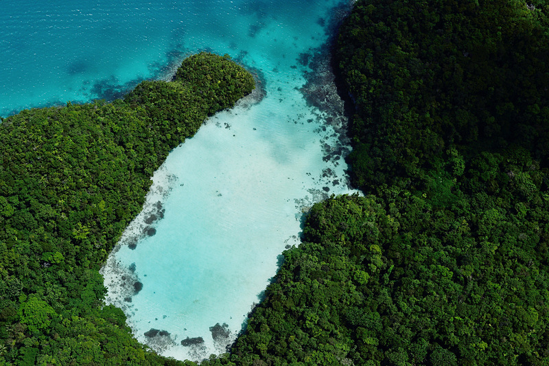 ツアーで訪れることができる「ミルキーウェイ」の近くにも白いエリアを発見