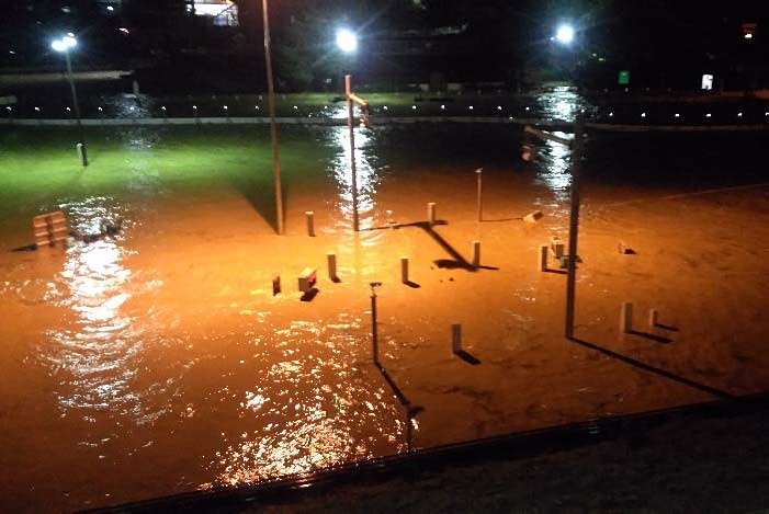 小布施スマートICの冠水状況