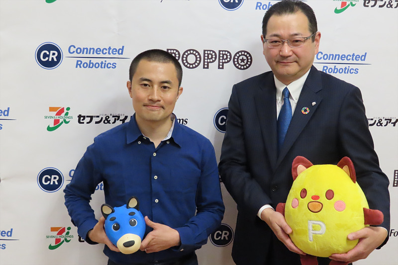 コネクテッドロボティクス代表取締役CEOの沢登哲也氏（左）とセブン＆アイ・フードシステムズ代表取締役社長の小松雅美氏（右）