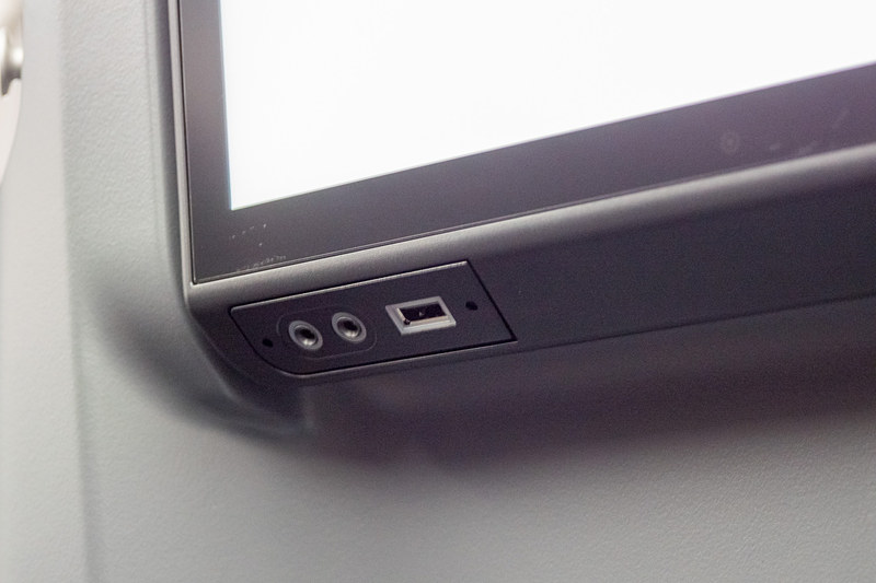 シートモニター下のUSB電源