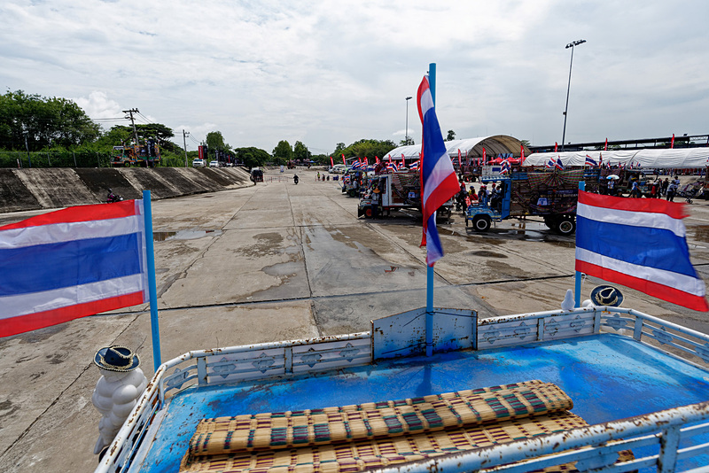 いよいよ発車。ゆっくり走っているが、風が気持ちよい