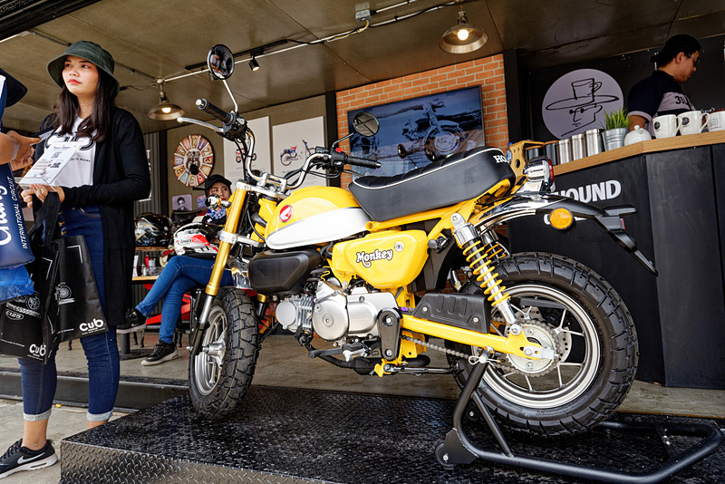 スーパーカブに加えてモンキーも