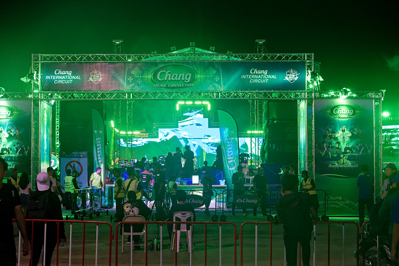 チャーンは前回同様、ライブステージも用意している