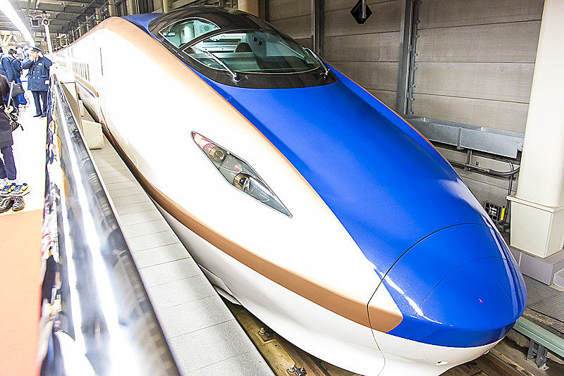 北陸新幹線