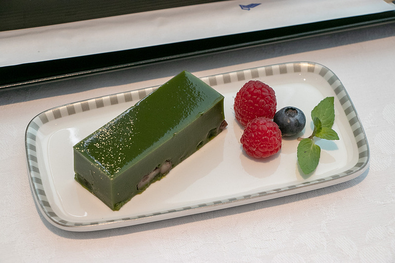 ビジネスクラスのメニュー例（花恋暦）