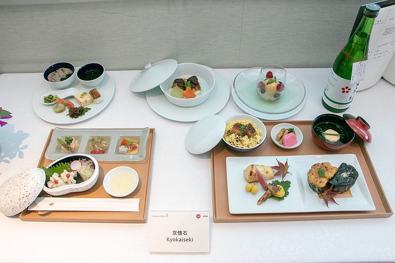 ファーストクラスのメニュー例（京懐石）