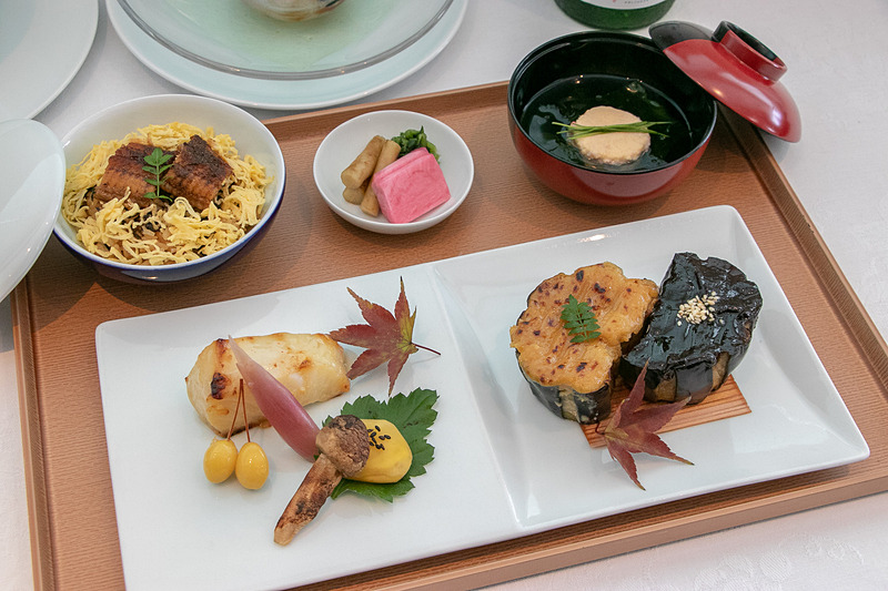 ファーストクラスのメニュー例（京懐石）