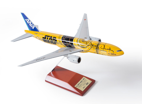 ANA、映画「スター・ウォーズ」新作公開記念で「C-3PO ANA JET