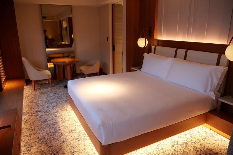 ベッドはダブルベッドとなる