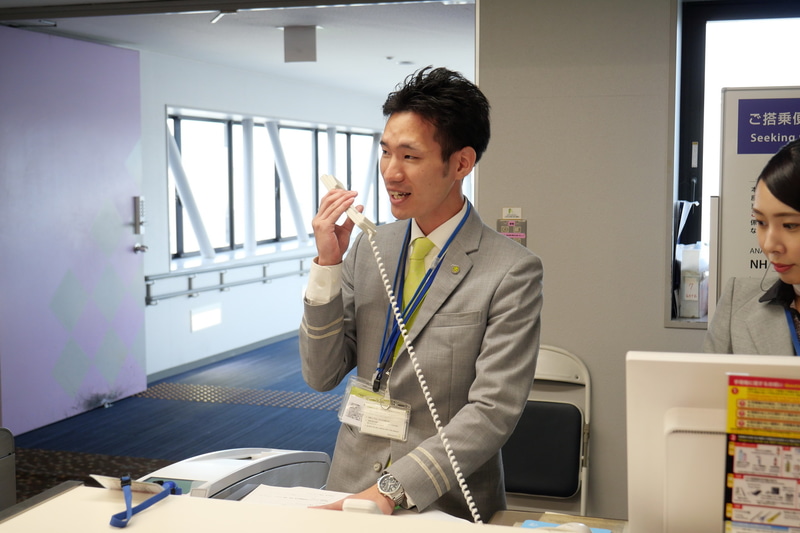 ウィーラブニチナン号初便となったSNA54便は、「方言ジェット」として搭乗口と機内のアナウンスが宮崎弁で行なわれた