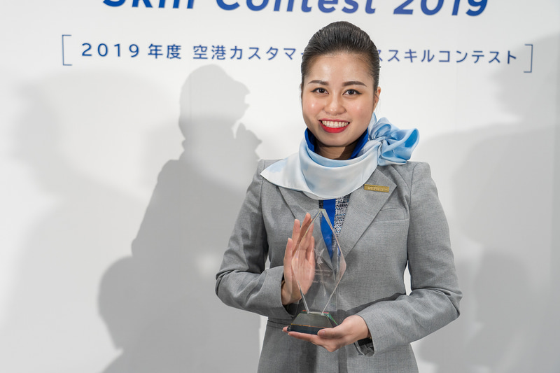 第12回「空港カスタマーサービス スキルコンテスト」でグランプリに輝いたVU HAI LINH（ヴ ハイ リン）さん