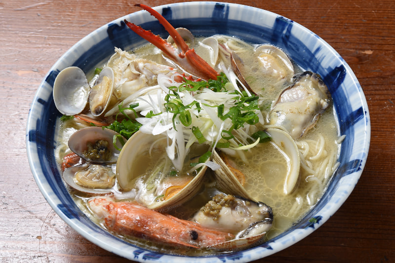 とと丸海鮮ラーメン（1780円）