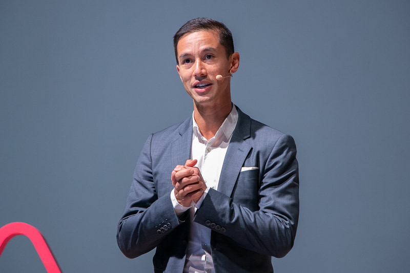 AirbnbがIOCのワールドワイドオリンピックパートナーに選ばれたことから、IOCからHead of Partnership ManagementのBrett Hasell（ブレット・ヘイゼル）氏がゲスト登壇した