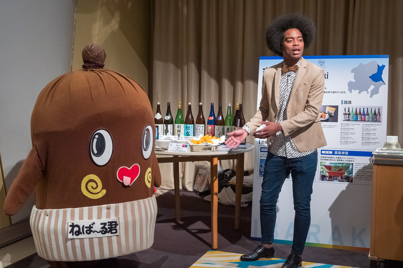 副島淳さんも各県のブースを訪問