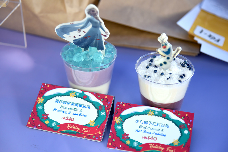 「エルサ・バニラ＆ブルーベリー・パンナコッタ」「オラフ・ココナッツ＆小豆プリン」