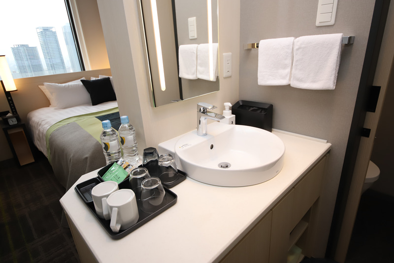 スタンダードダブルの客室内（カラーは「田園」）