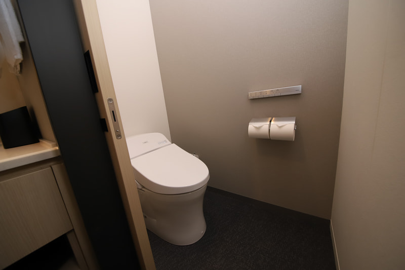 スタンダードダブルの客室内（カラーは「田園」）