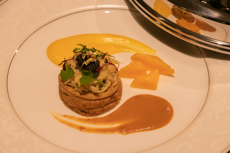 山の上ホテル「フレンチレストラン ラヴィ」