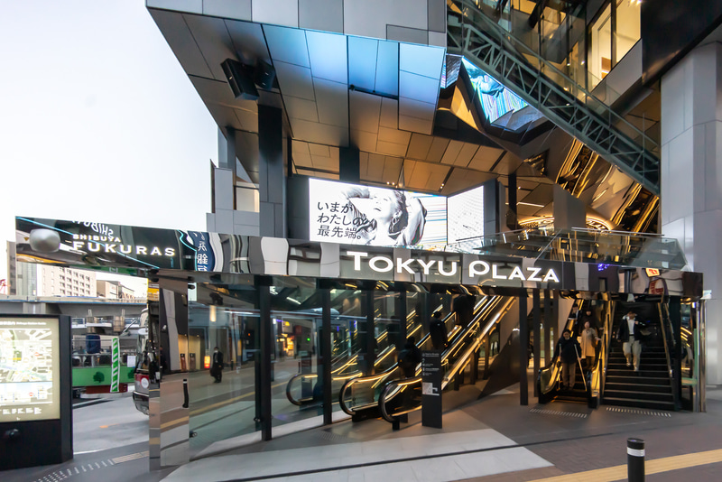 メインエントランスのアーバンコア