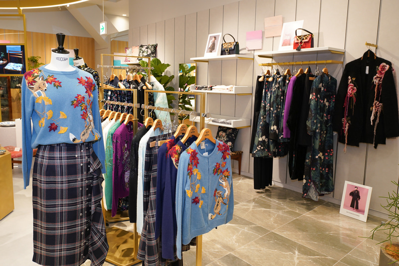 丸山敬太氏がデザインした服