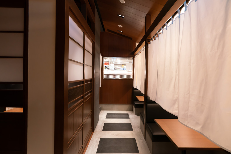 店内はプライベート感を保つ作り