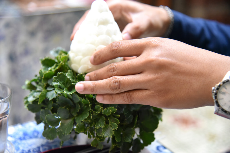 台座にセットして、デコレーションへ