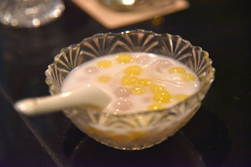 「プアローイ」