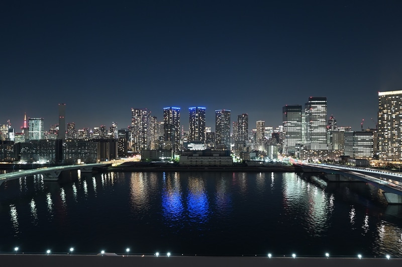 「PLUS」フロアから見る銀座方面の夜景