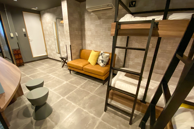 シングルの2段ベッドを3台入れたタイプ。6名向けでも部屋によって構成が異なる