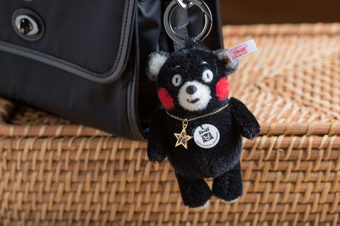 JR九州、お正月の博多駅に「ななつ星のお店」登場 クルーズ