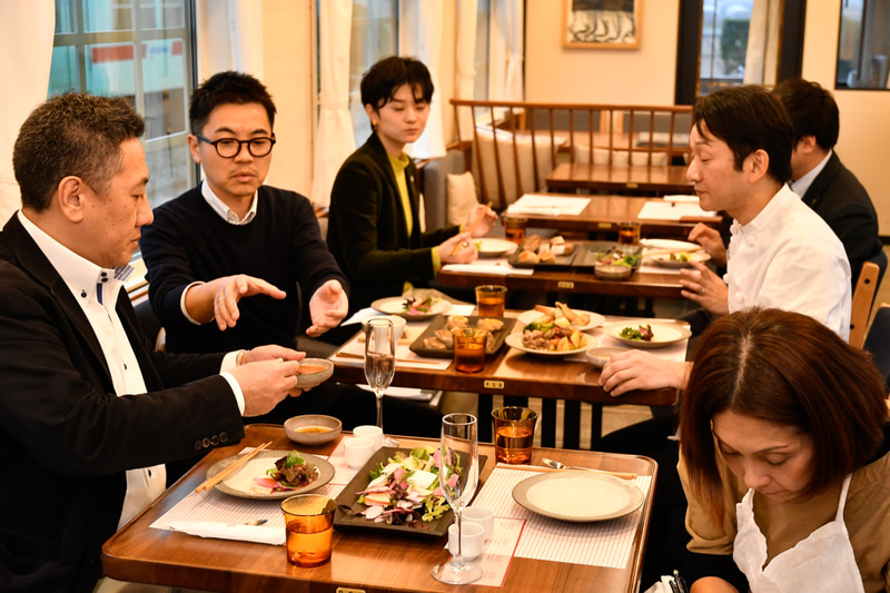 試食スタート