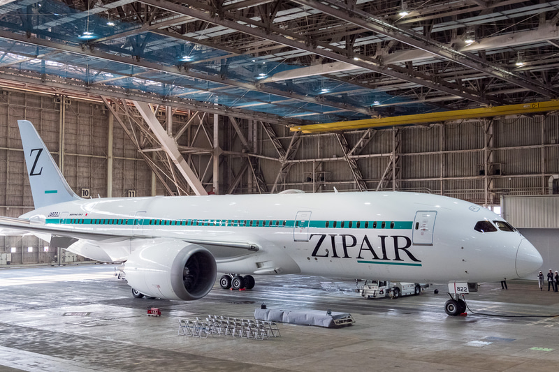 ZIPAIR初号機「JA822J」