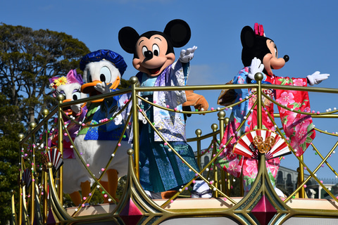 東京ディズニーランド 年お正月プログラムを実施 ディズニー詣で1年のスタートをハッピーに トラベル Watch