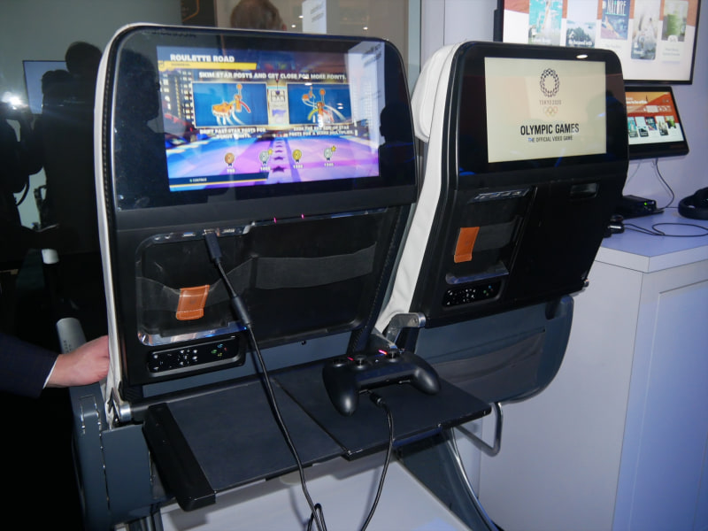 「JAZZ」と呼ぶコンセプントモデルでは高精細なゲームを利用できる