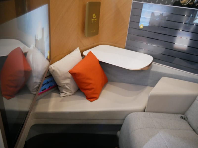 ファーストクラスキャビンの様子