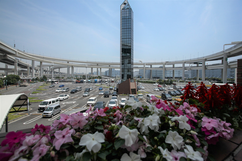 大黒PAの本館（食堂・売店・レストラン）と二番館（コンビニ）を1月15日に一時閉店、3月上旬にリニューアルオープンする