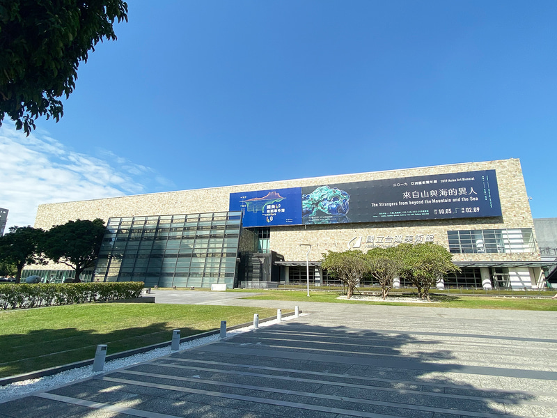 台中国立美術館。なんと無料！　観光客はパスポート提示でフリーWi-Fiも